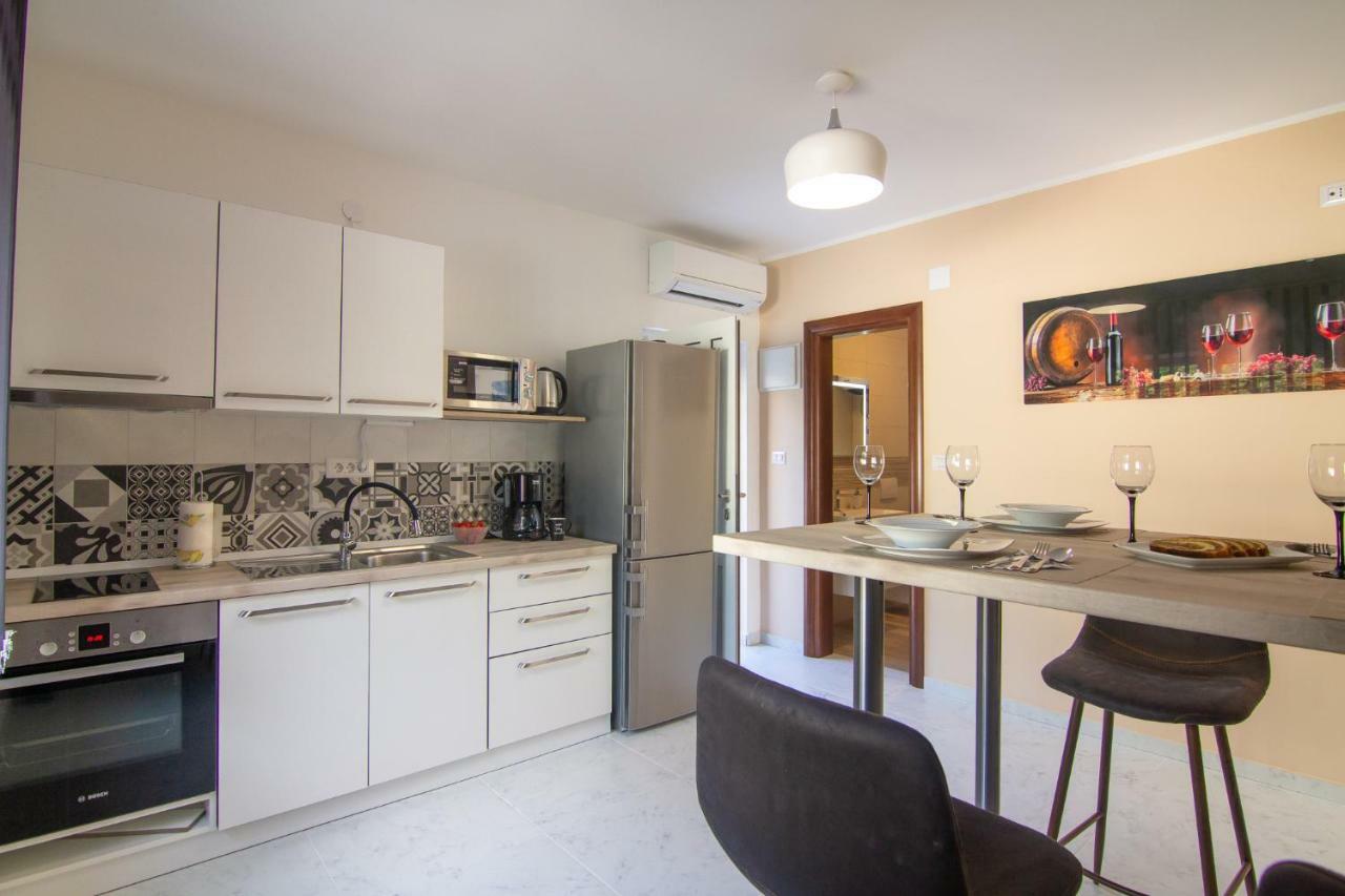 Apartments Edi & Tea Malinska Dış mekan fotoğraf