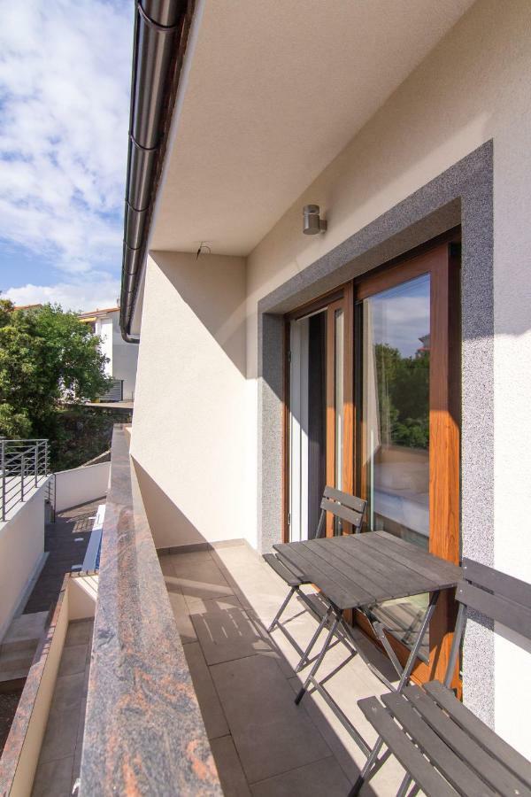 Apartments Edi & Tea Malinska Dış mekan fotoğraf