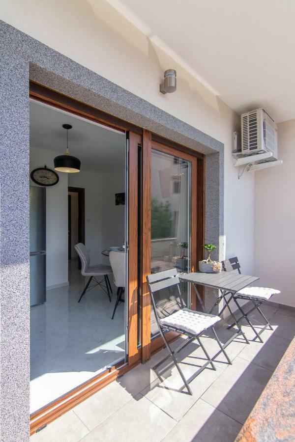 Apartments Edi & Tea Malinska Dış mekan fotoğraf