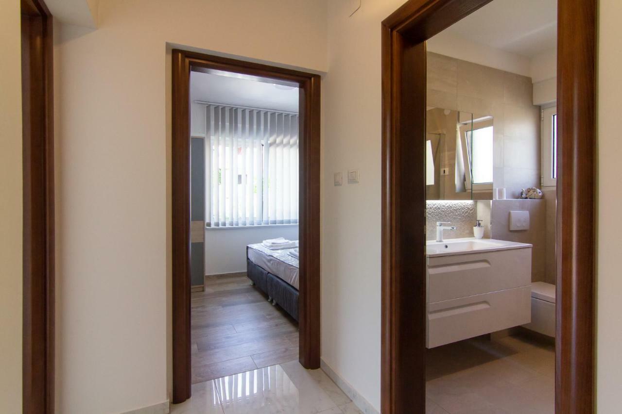 Apartments Edi & Tea Malinska Dış mekan fotoğraf